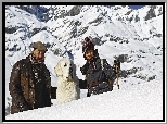 Film, Bella i Sebastian, Pirenejski pies górski, Góry, Alpy, Zima  Dziecko, Mężczyzna