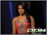 Don The Chase Begins Again, Priyanka Chopra, suknia, wieczorowa